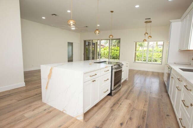 Foto del edificio - 10881 La Salinas Cir