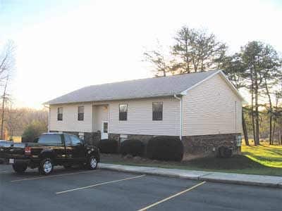 Hampton 3 - 1208 Manning St