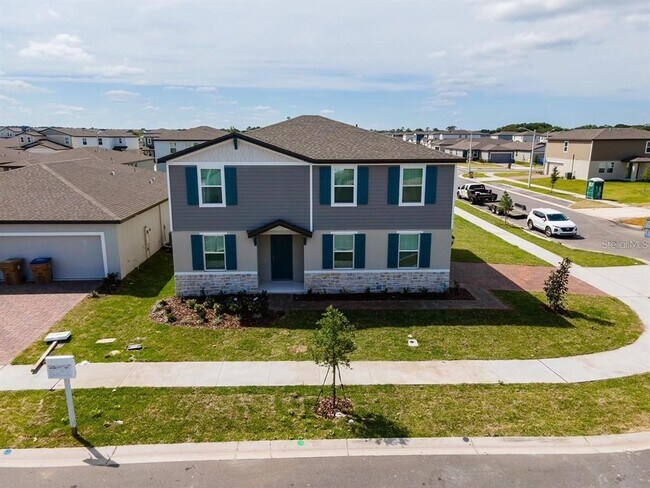 Foto del edificio - 5252 Sanders Oak Trl