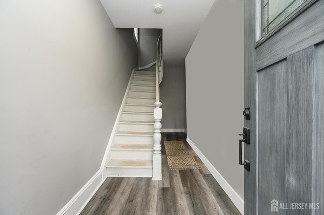 Foto del edificio - 569 Liberty Ave