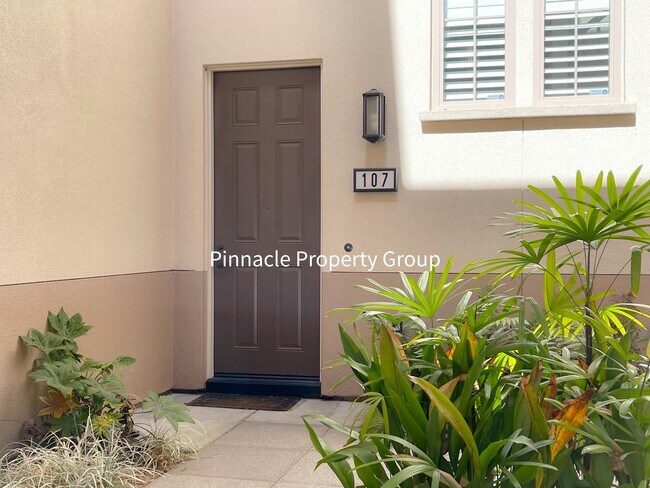 Building Photo - 1073 Foxglove Pl