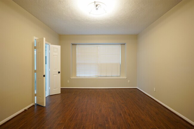 Foto del edificio - 105 N Holly Laurel Cir