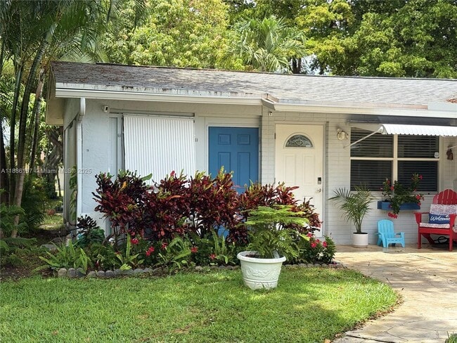 Building Photo - 3123 SW Natura Ave