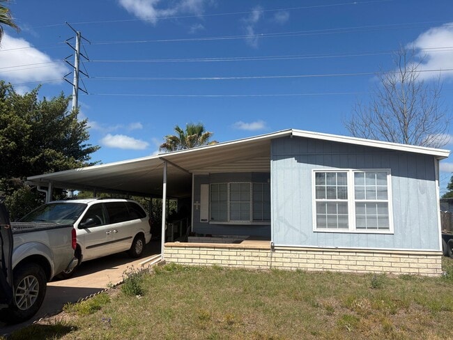 Building Photo - 2bed/2bath SFH Rent $1250/month ready May 2026