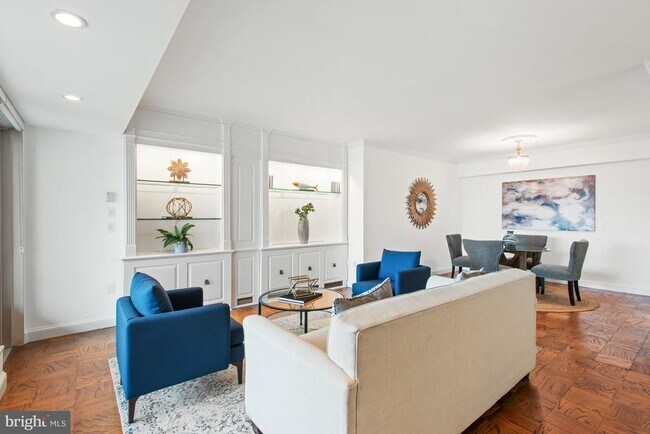 Foto del edificio - 4101 Cathedral Ave NW
