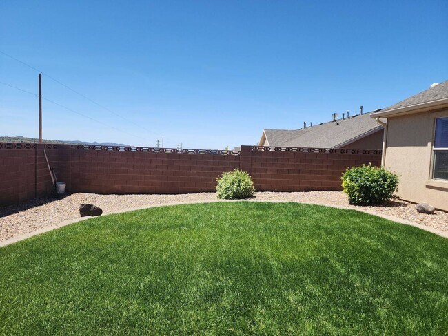 Foto del edificio - Southern View Subdivision Townhome