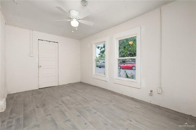 Building Photo - 525 N 20th St