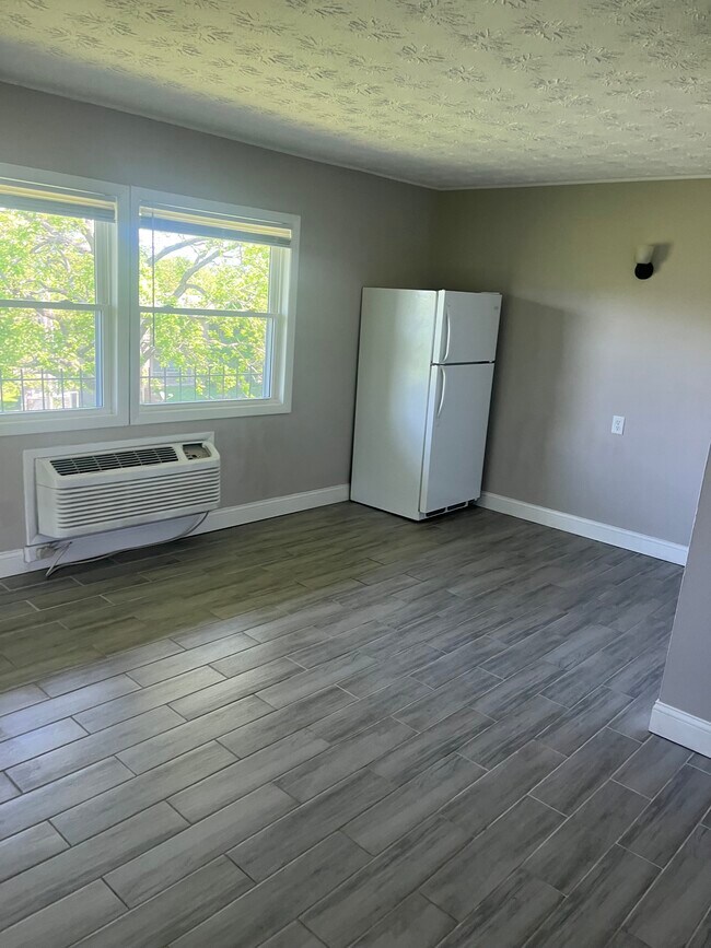 200 Thistlewood Ave Unit 600, Frankfort, KY 40601 Condo for Rent in