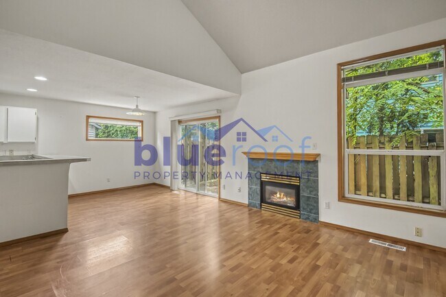 Foto del edificio - 520-522 SW 150th Ave