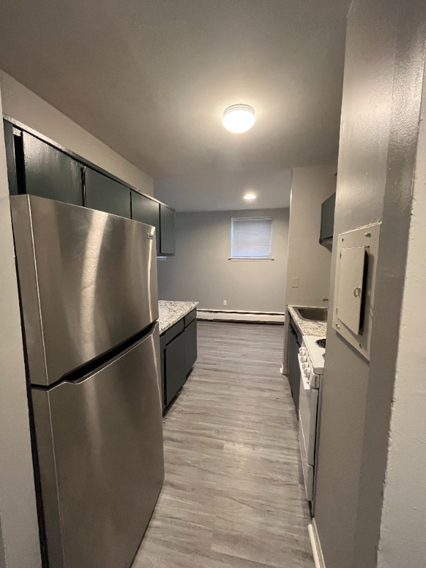 Building Photo - 30 Gillett St