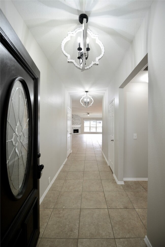 Building Photo - 3535 Cactus Creek Dr