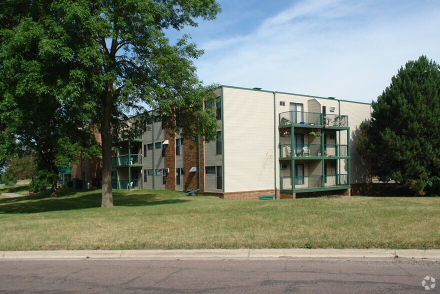The Paragon Apartment Homes Rentals Bloomington, MN