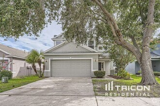 Building Photo - 8332 Crescent Moon Dr