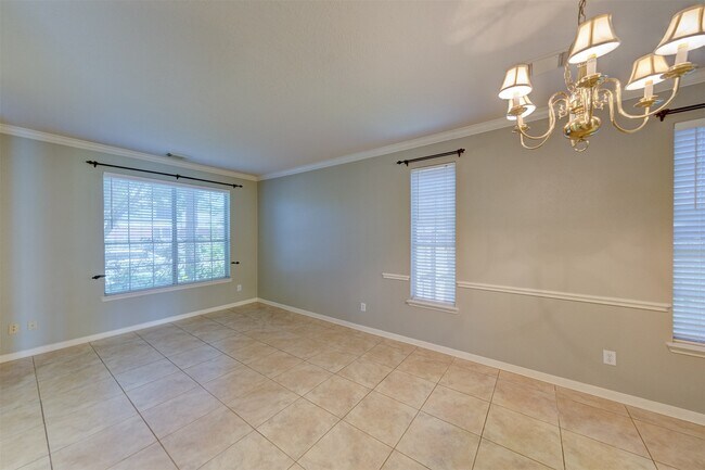 Foto del edificio - 2610 Ledgebrook Ln