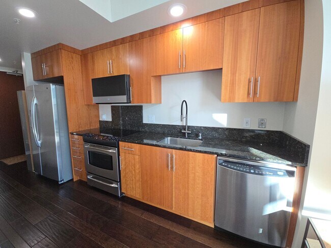 Foto del edificio - Luxury 14th Floor Studio at Axis in Downtown San Jose