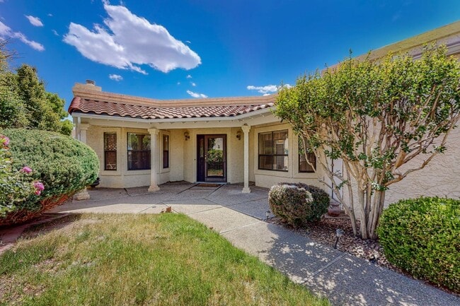 Building Photo - ACADEMY RIDGE 2 Bedroom Plus Office   2 Ba...