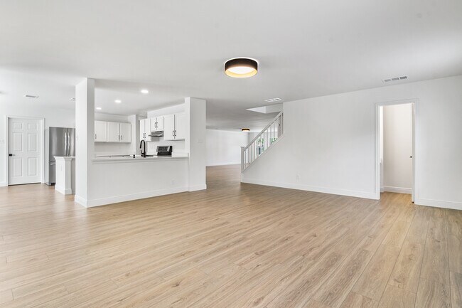 Building Photo - 11126 Cedar Park