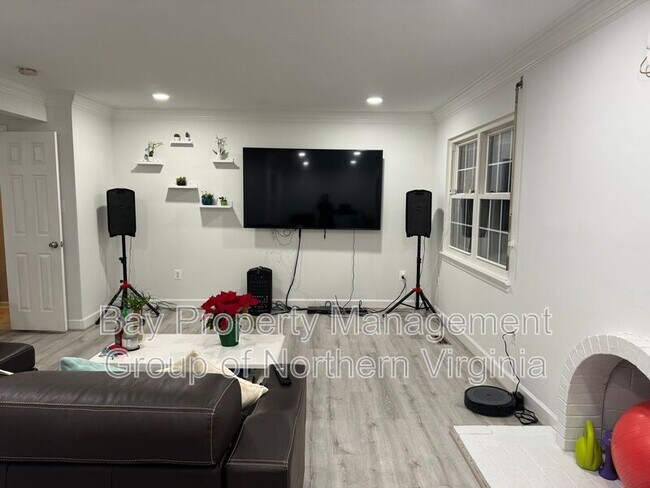 Foto del edificio - 10014 Downeys Wood Ct
