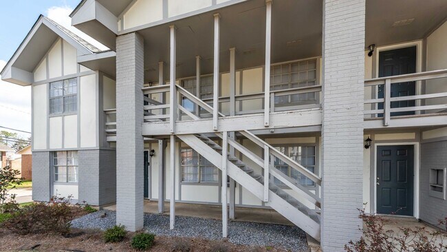 Foto del edificio - Alpine Village Apartment Homes