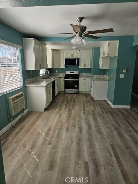 Foto del edificio - 2063 Evergreen St