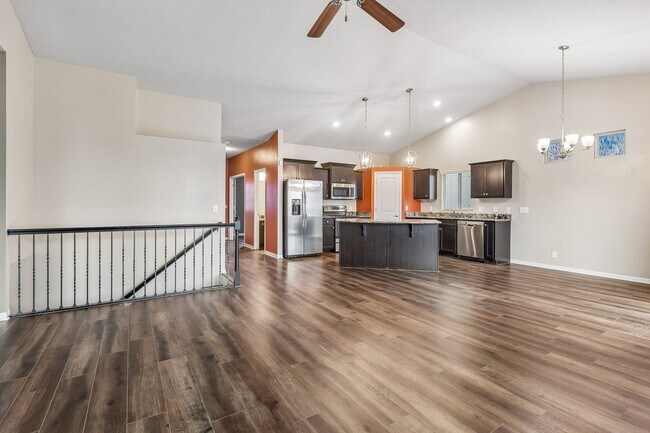 Foto del edificio - Beautiful Ranch Home Backing to Trees!!