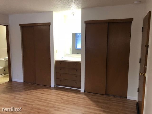 Foto del edificio - Studio, 1 bath  - 604 Woodside Dr