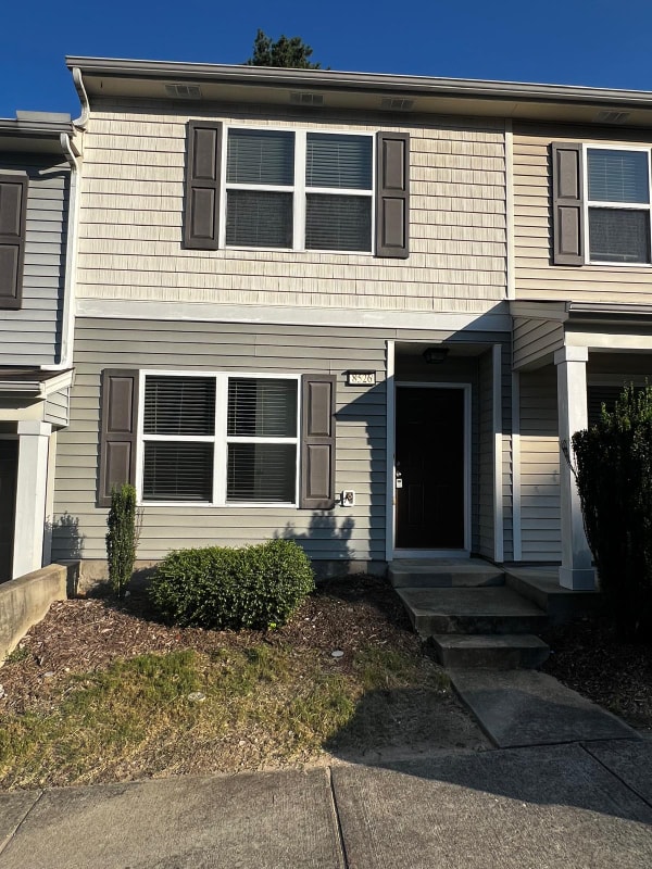 Building Photo - 8526 Quarton Dr