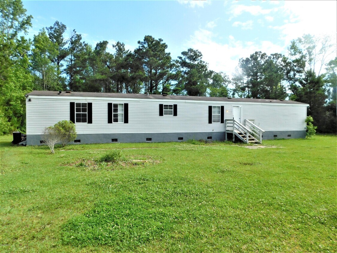 Primary Photo - 202 Stephen Willis Rd Rd