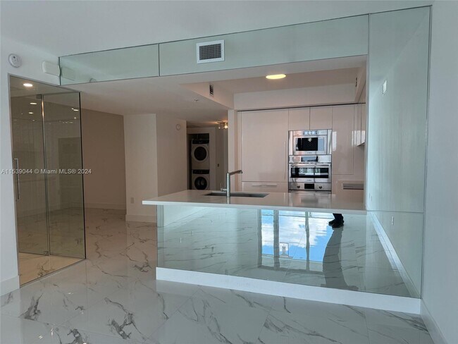 Building Photo - 330 Sunny Isles Blvd