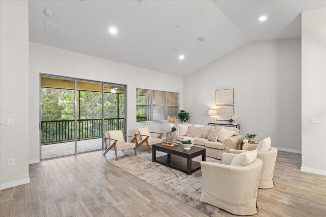 Foto del edificio - 347 Orchard Pass Ave