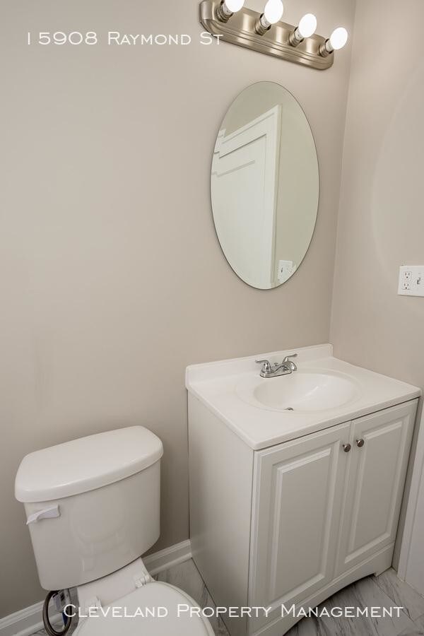 Foto del edificio - 4 bedroom in Maple Heights OH 44137
