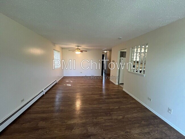 Building Photo - 3 Echo Ct