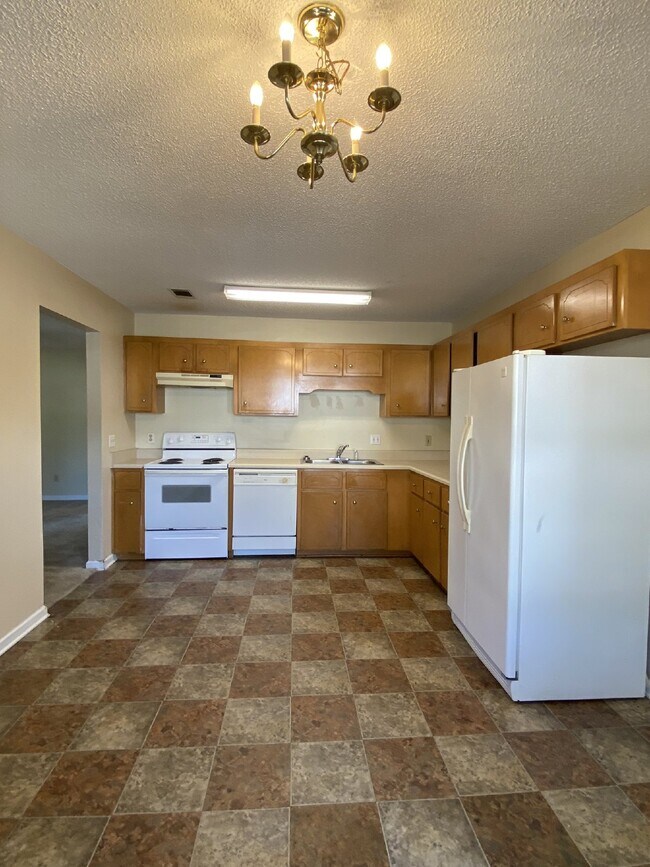 Foto del edificio - House for Rent