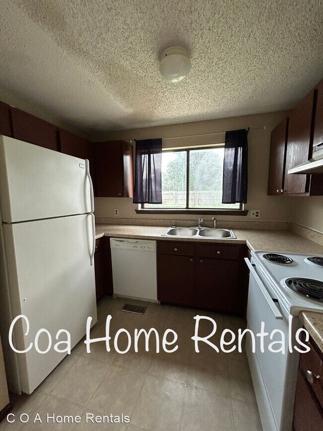 Foto del edificio - 3 br, 1.5 bath House - 3106 N. Brookfield