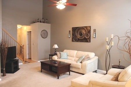 Primary Photo - 723 Meridian Ct