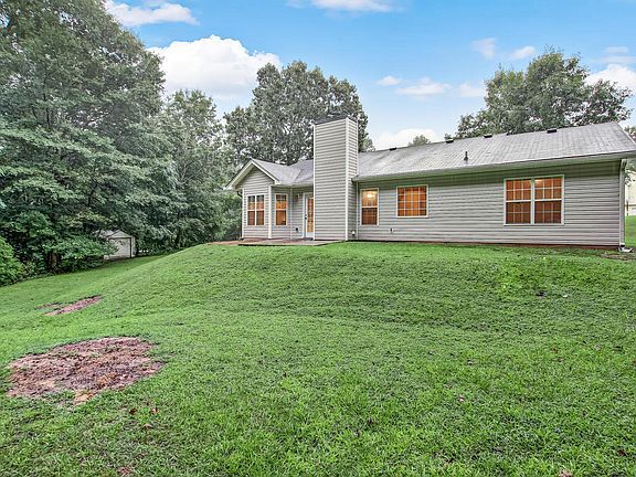 Foto del edificio - 2804 James Henry Dr