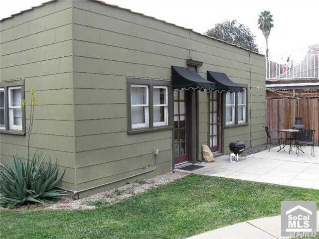 Building Photo - 127 W Brookdale Pl