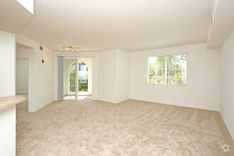 Falcon Bridge at Gale Ranch photo'