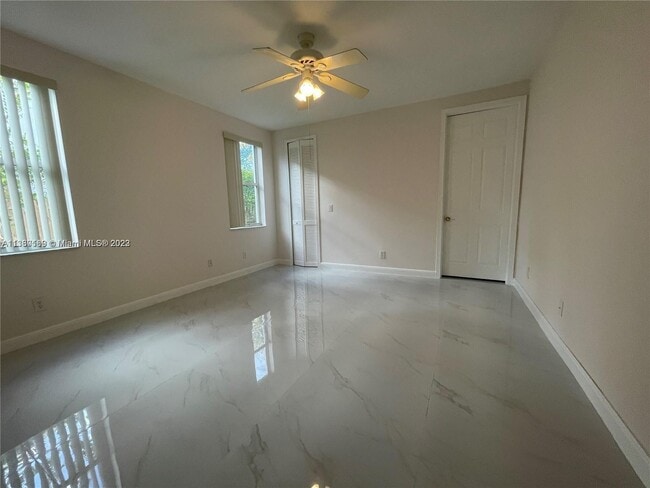 Building Photo - 14511 SW 33rd Ct