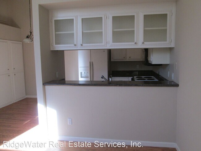 Building Photo - 2 br, 1.5 bath House - 709 Heather Place