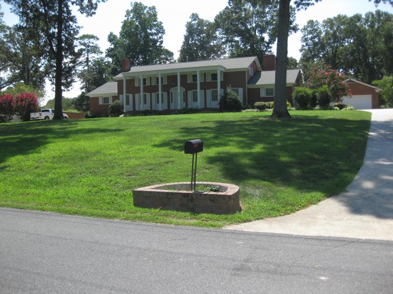 Primary Photo - 505 Wesley Heights Dr
