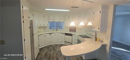 Building Photo - 612 Pine Grove Ct