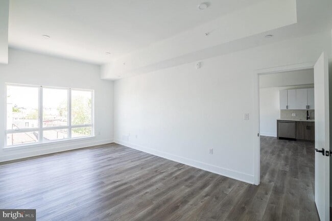 Building Photo - 1420 Point Breeze Ave