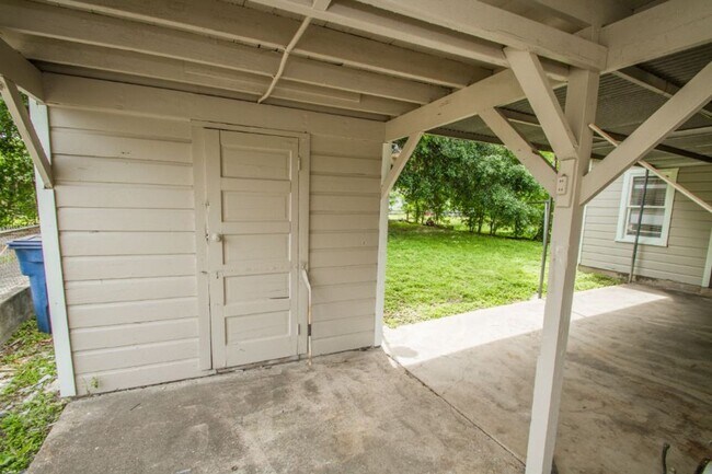 Building Photo - 3030 Martin Luther King Dr