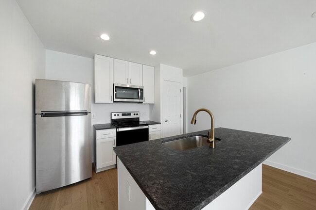 Foto del edificio - 2927 Nicholson Dr