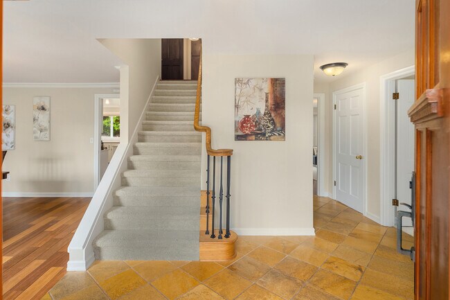 Photo - 7405 92nd Pl SE House