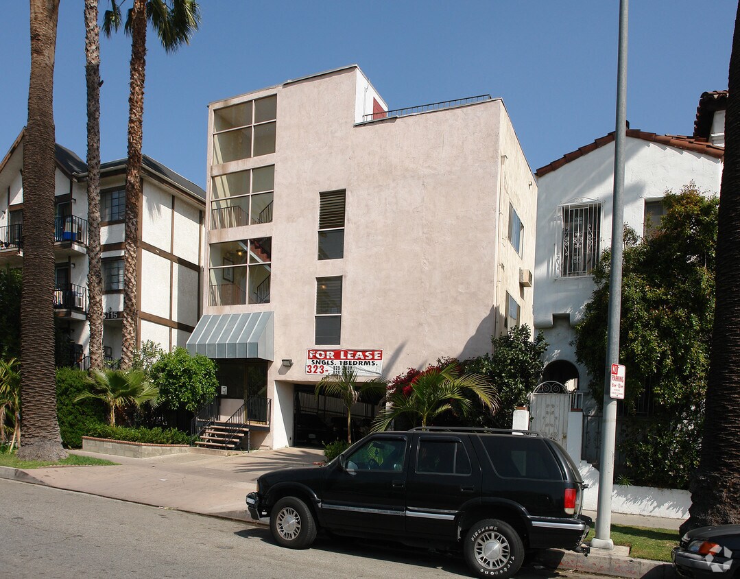 Building Photo - Shamsi Apartments