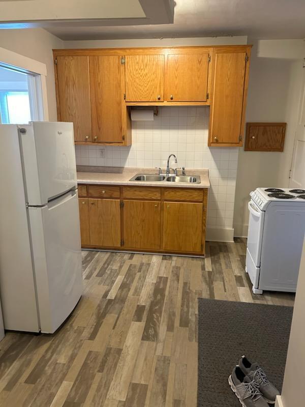 Foto del edificio - 314 W 3rd St