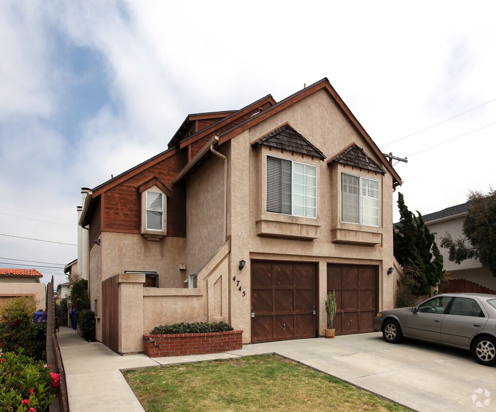 Foto del edificio - 4745 Hawley Blvd