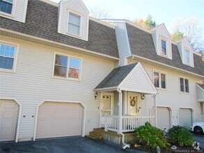 Building Photo - 1229 Winsted Rd